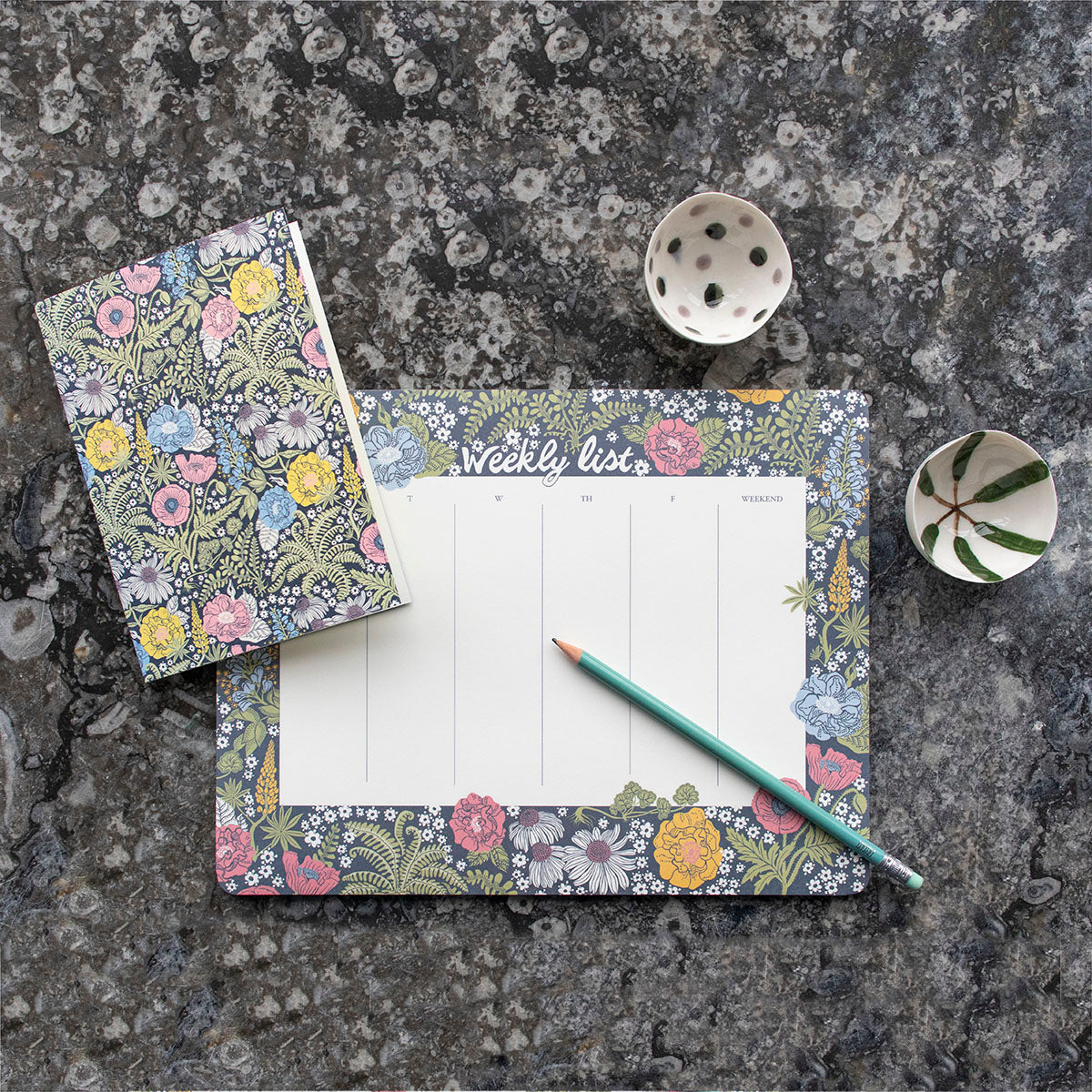 weekly planner - Flower pattern