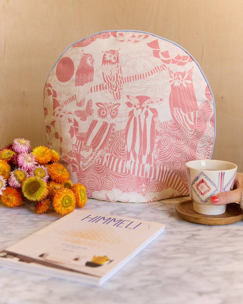 Tea cosy - red owls